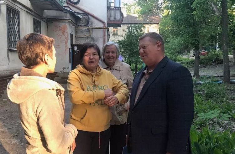 На Деловом проезде дом признали аварийным, но жильцы не согласны с решением комиссии