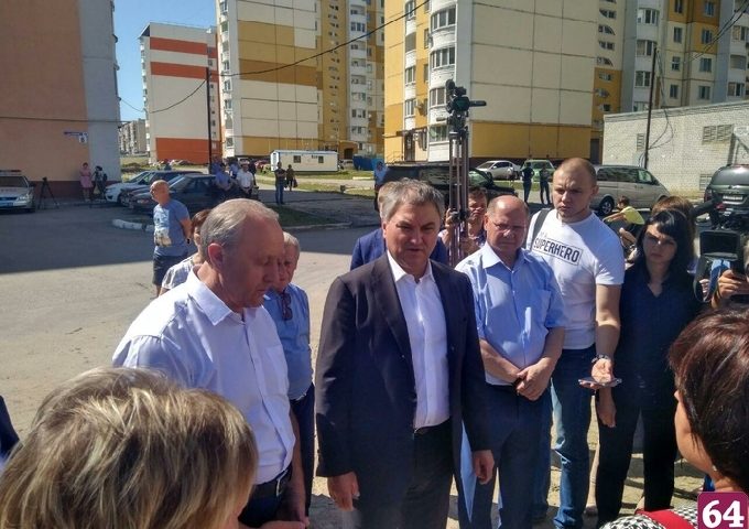 Жители микрорайона Солнечный благодарны Володину за строительство школы