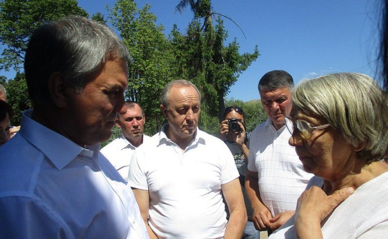 Пенсионерка из Вольска попросила Вячеслава Володина решить проблему с электричеством