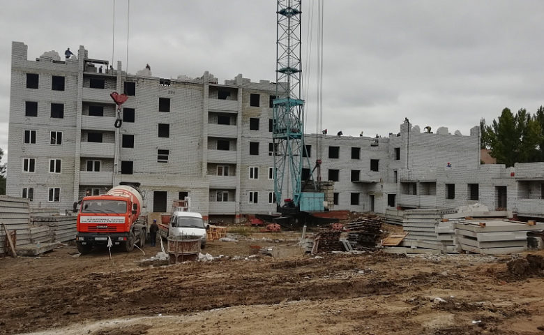 Николай Панков потребовал увеличить количество рабочих на стройплощадке в Елшанке