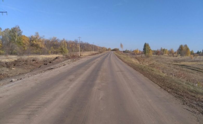 Валерию Радаеву показали ремонт дороги в Петровском районе