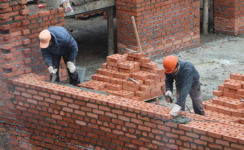 Председатель ГД посетил строительную площадку в Солнечном-2