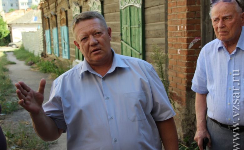 Панков сообщил о предстоящих встречах Володина с саратовскими медиками и педагогами