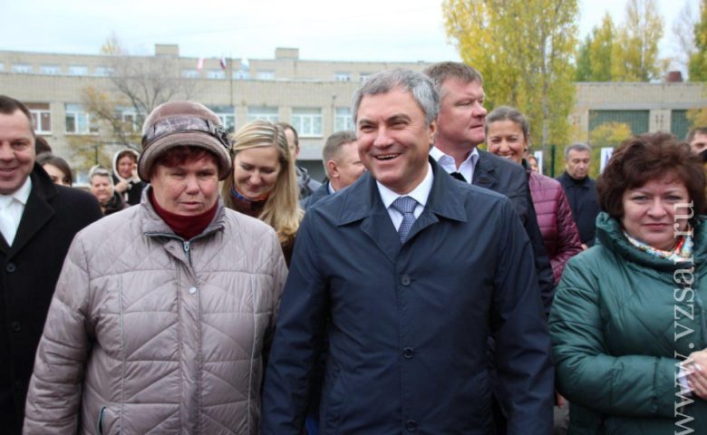 Вячеслав Володин в саратовской гимназии: Молодцы! Просто молодцы!
