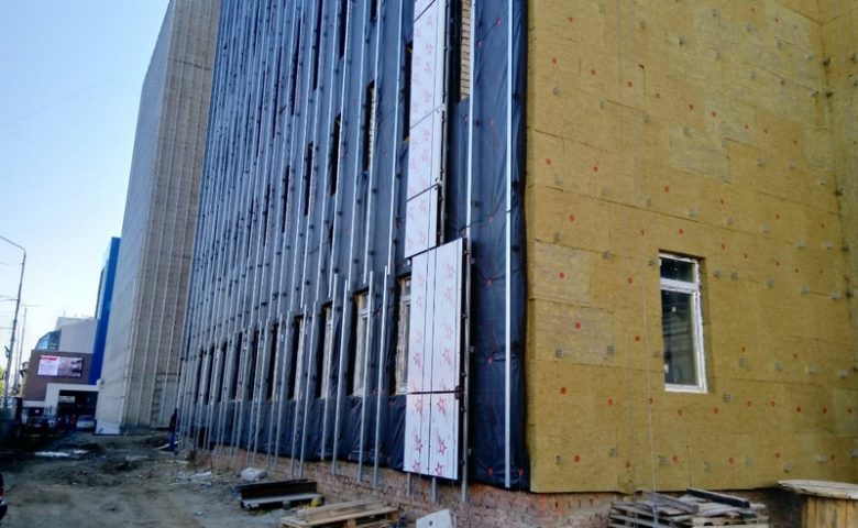 Губернатор потребовал пристально контролировать строительство Госархива
