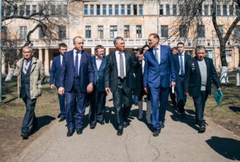 Вячеслав Володин посетил Дом офицеров в Энгельсе
