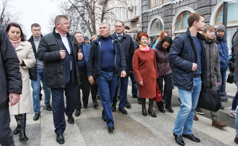 Вячеслав Володин осмотрел обновленный проспект Кирова