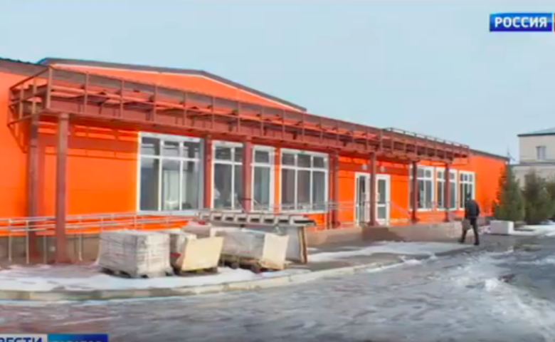 В Романовке готовят к открытию новый бассейн