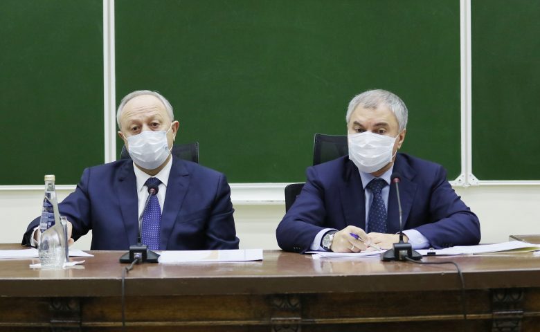 О наличии лекарств, о простое КТ и неэффективном управлении