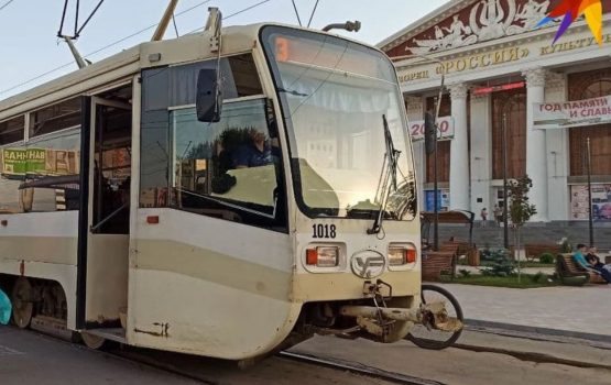 Городская дума Саратова приняла решение о льготах для сотрудников скорой помощи и их детей
