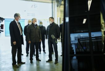 Володин встретился с работниками «Саратовского института стекла»
