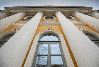 Сохранность памятников истории и культуры обсудили на совещании в Облдуме