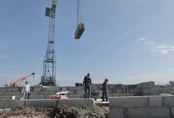 Володин про строительство объектов: выбирайте профессионалов, а не тех, у кого нет компетенций