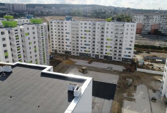 В 2022 году почти 1500 детей-сирот региона получат квартиры
