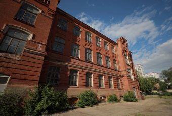 1300 новых ученических мест появится в центральной части Саратова
