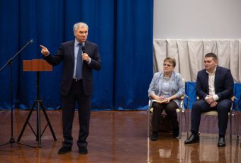 Володин призвал саратовские власти не устраивать себе отпуска