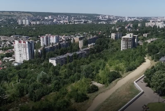 Застройка склона у старого аэропорта недопустима