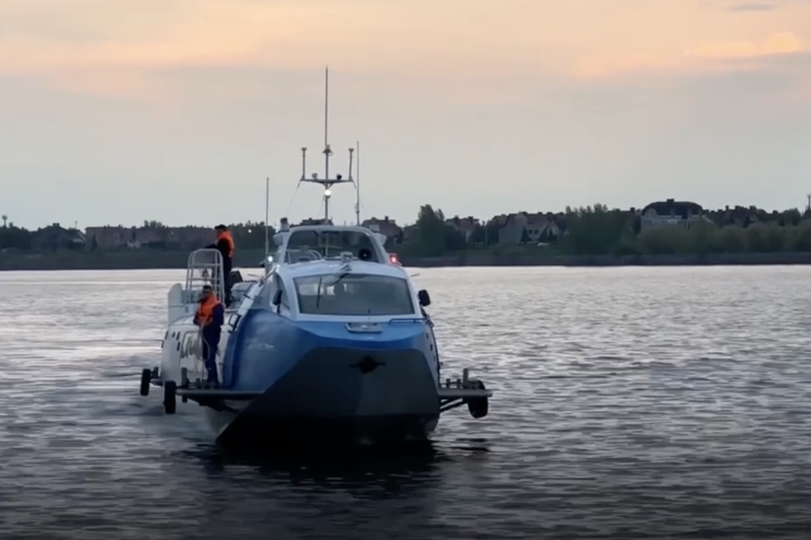 Пассажирский скоростной флот возрожден в Саратовской области!