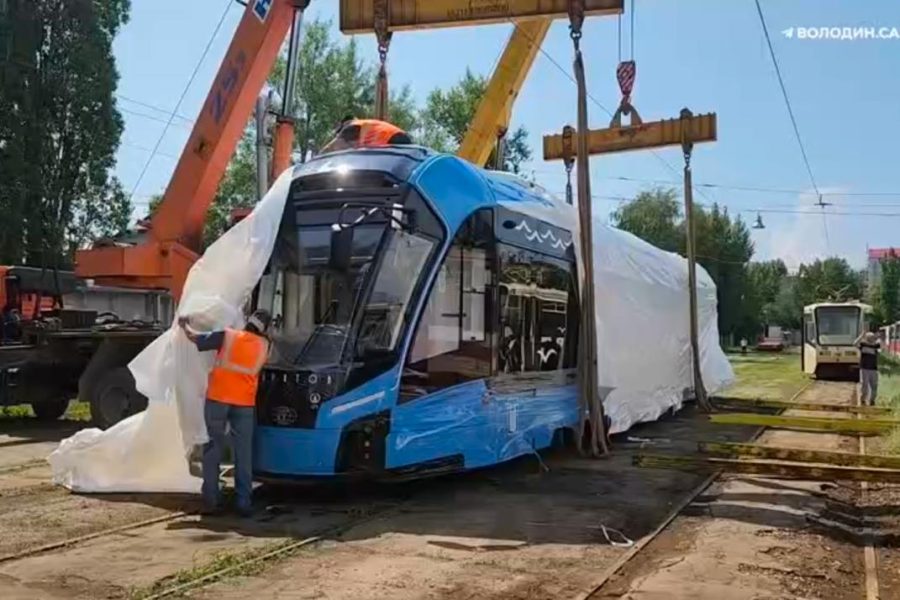 5 новых трамваев «Богатырь-М» из оставшихся 8 доставлены в Саратов