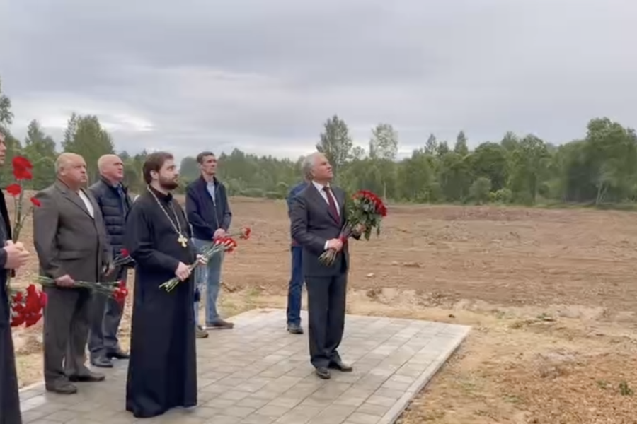 Володин посетил культурно-мемориальный комплекс на истоке Днепра