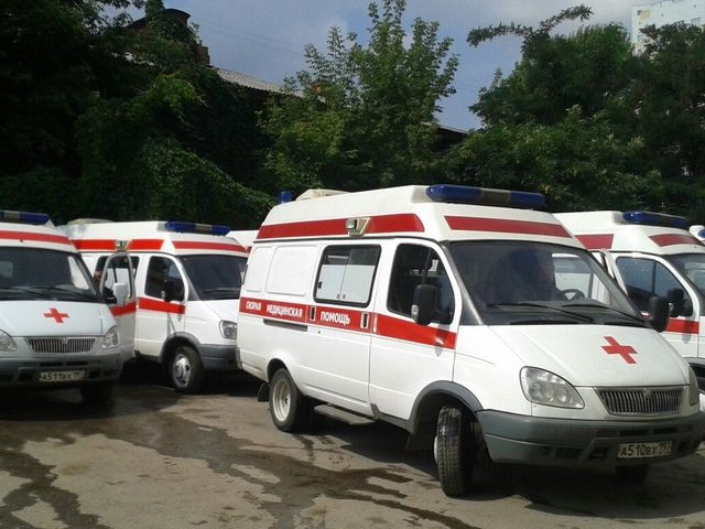 В Балаковский район прибыли 12 машин скорой помощи