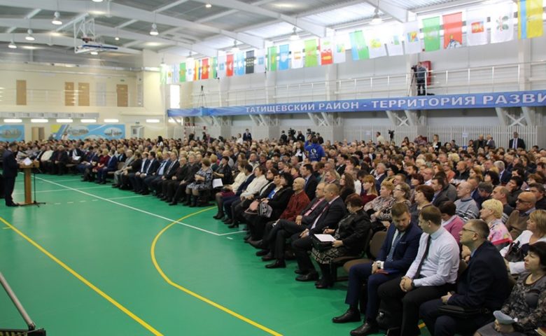 На встрече с Вячеславом Володиным вспомнили о тяжелой демографической ситуации