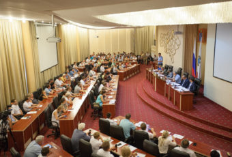 Заседание комиссии по вопросам решения проблем обманутых дольщиков в регионе