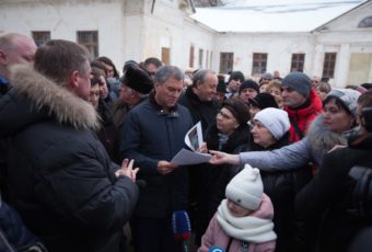 Встреча Вячеслава Володина с жителями поселка Елшанка
