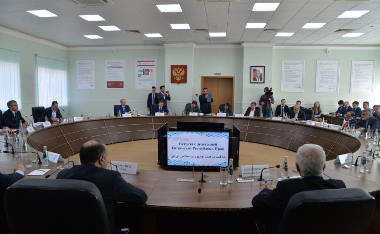 Встреча с делегацией Ирана на первом экономическом форуме в Саратове