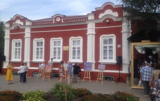 Председатель ГД посетит картинную галерею в Хвалынске