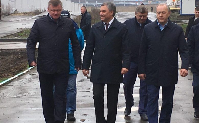Визит Председателя ГД на место строительства школы в Солнечном-2