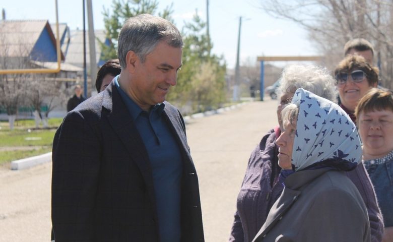 Жители поселка «Ветеран» поблагодарили Председателя ГД за заботу