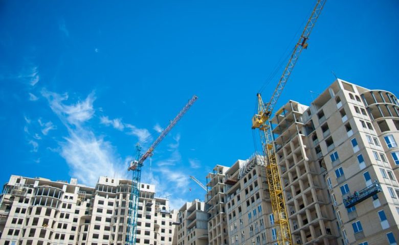 Еще два «проблемных» дома сданы в Саратове