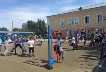 По инициативе Вячеслава Володина в Александровом Гае открыта спортплощадка