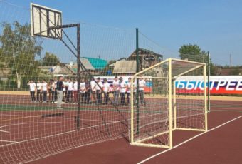 Вячеслав Володин посетил новый современный спортивный комплекс в Романовке