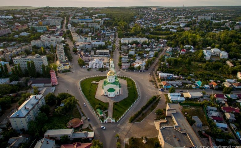 Дети поздравили Вольск с днём рождения первыми