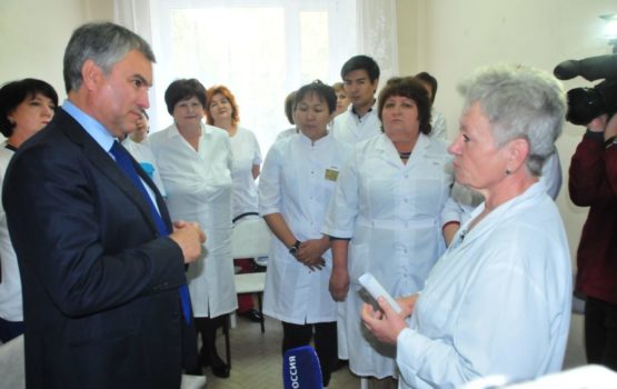 Главный врач Перелюбской ЦРБ уверена, что инициатива Володина решит кадровую проблему