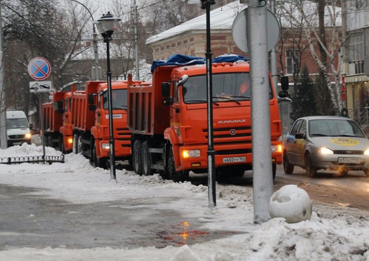Дополнительные единицы снегоуборочной техники могут поступить в Саратов