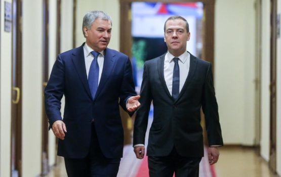 Вячеслав Володин обсудил с Дмитрием Медведевым вопрос оказания помощи Саратовской области в борьбе с осадками с привлечением сил МЧС