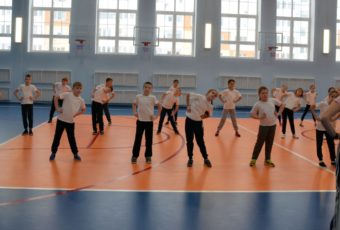 В новой школе поселка Солнечный-2 начались занятия