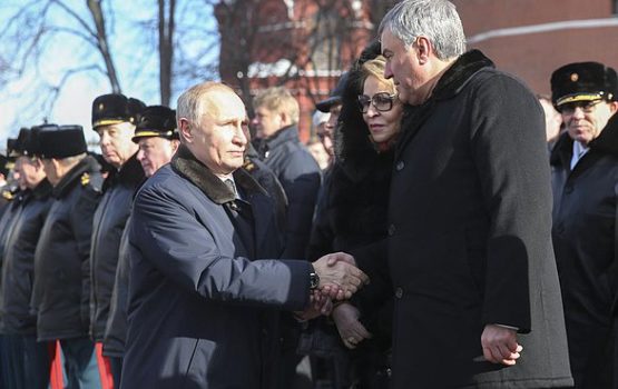 Вячеслав Володин принял участие в церемонии возложения цветов к Могиле Неизвестного Солдата