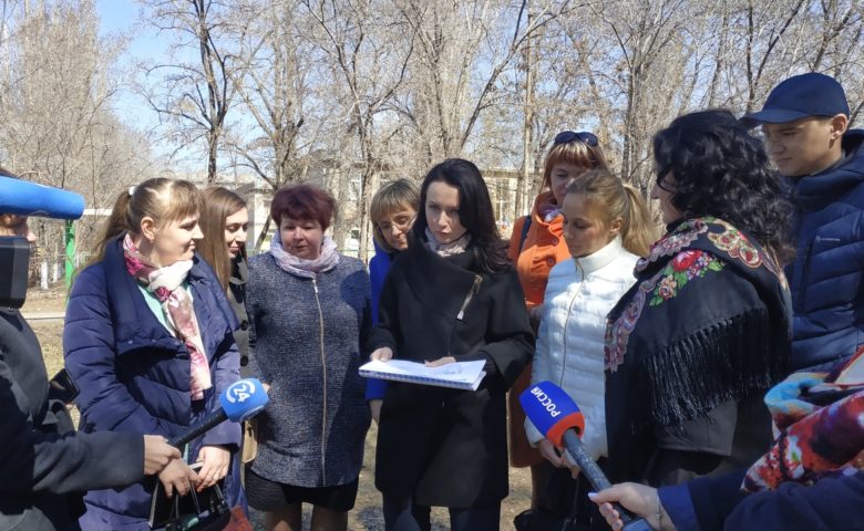 Татьяна Ерохина встретилась с представителями общественного совета по строительству новой школы в пос.Приволжский