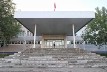 В Комсомольском поселке доделывают пришкольный стадион