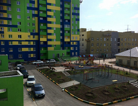 Жители аварийных бараков Елшанки начали переезжать в новые квартиры