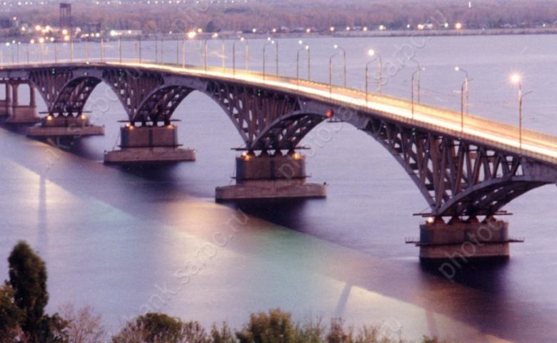 На ремонт лестниц моста Саратов-Энгельс направили 13,7 млн