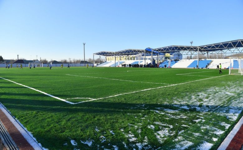 В Ершове завершилась реконструкция стадиона «Юность»