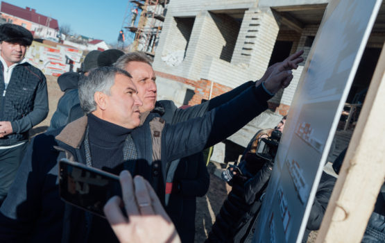 В селе Тёпловка Новобурасского района возобновляется строительство школы на 220 мест