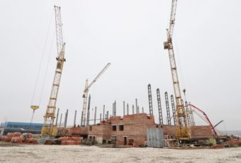 Вячеслав Володин посетил строительную площадку Дворца водных видов спорта