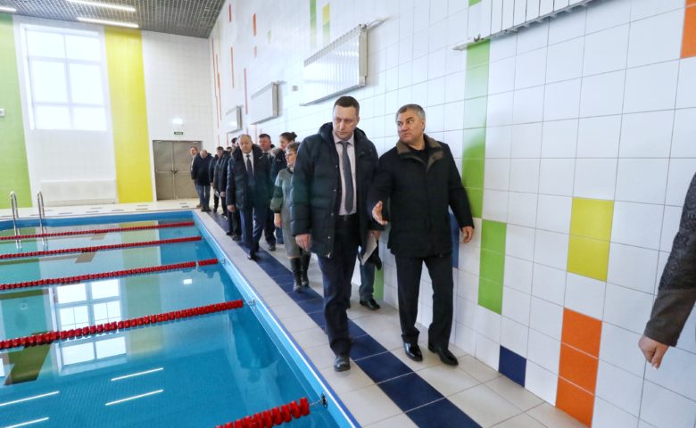 Вячеслав Володин посетил новый детский сад и построенную школу в микрорайоне «Звезда»
