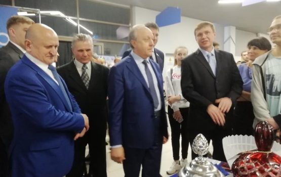 Радаев поручил сформировать тренерский состав для Дворца водных видов спорта